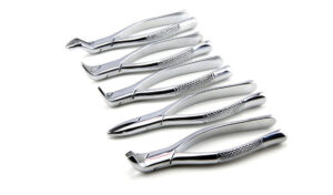 Tooth Extracting Forceps|(amr)